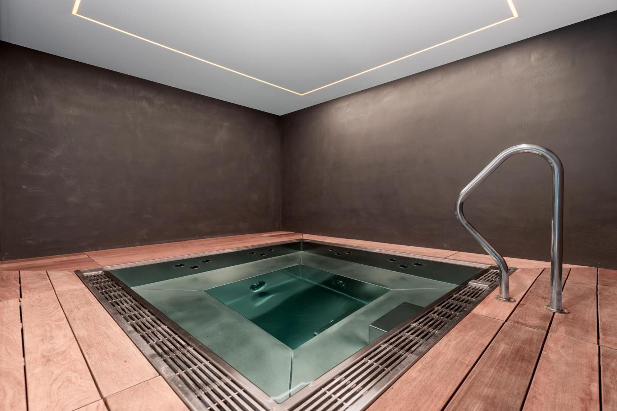 Aloft Hotel Dijon By Marriott Esterno foto